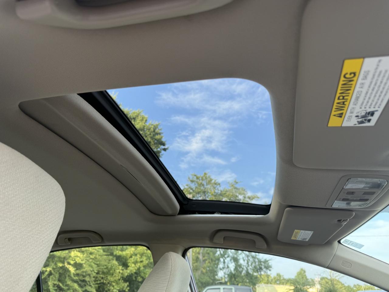 Honda Civic EX Sedan 5-Speed AT 2013