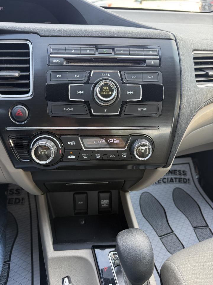 Honda Civic EX Sedan 5-Speed AT 2013