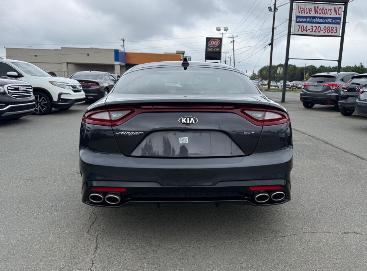 Kia Stinger GT1 2019