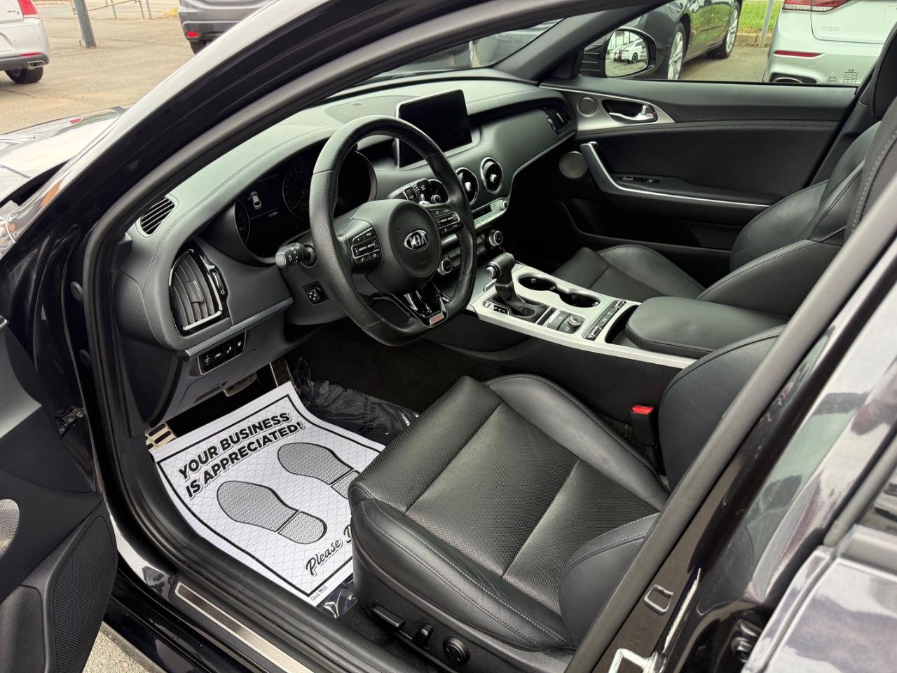 Kia Stinger GT1 2019