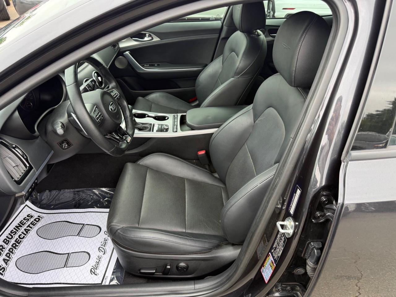 Kia Stinger GT1 2019