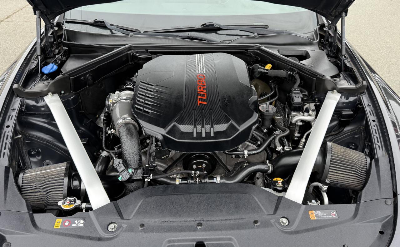 Kia Stinger GT1 2019