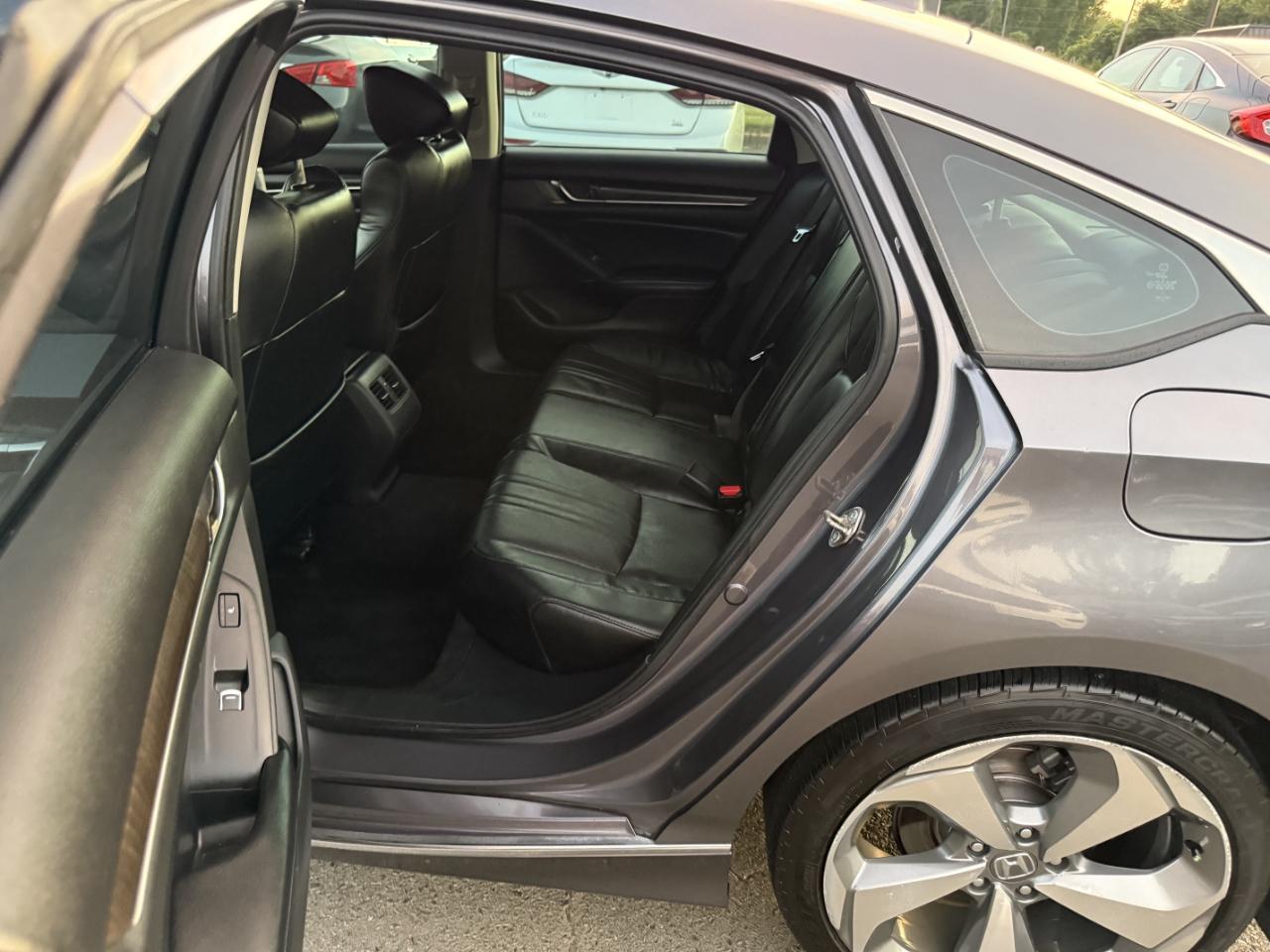 Honda Accord Touring CVT 2018