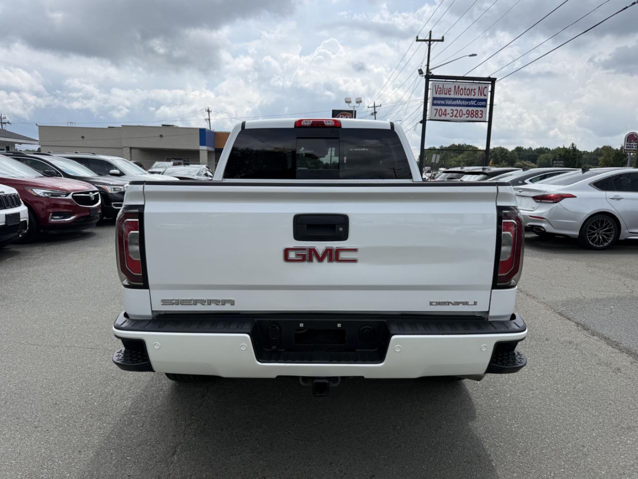 GMC Sierra 1500 Denali Crew Cab Long Box 4WD 2018