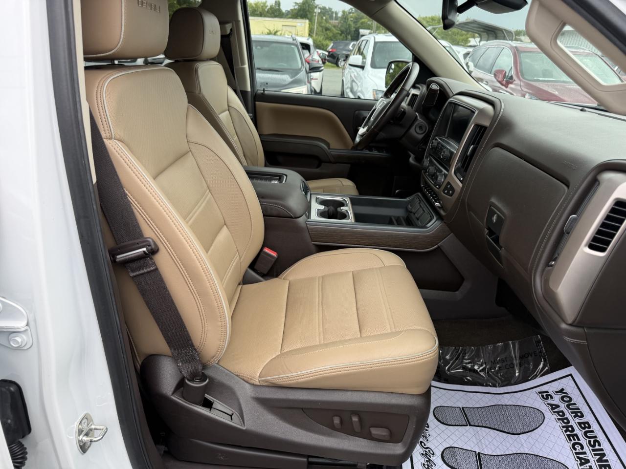 GMC Sierra 1500 Denali Crew Cab Long Box 4WD 2018
