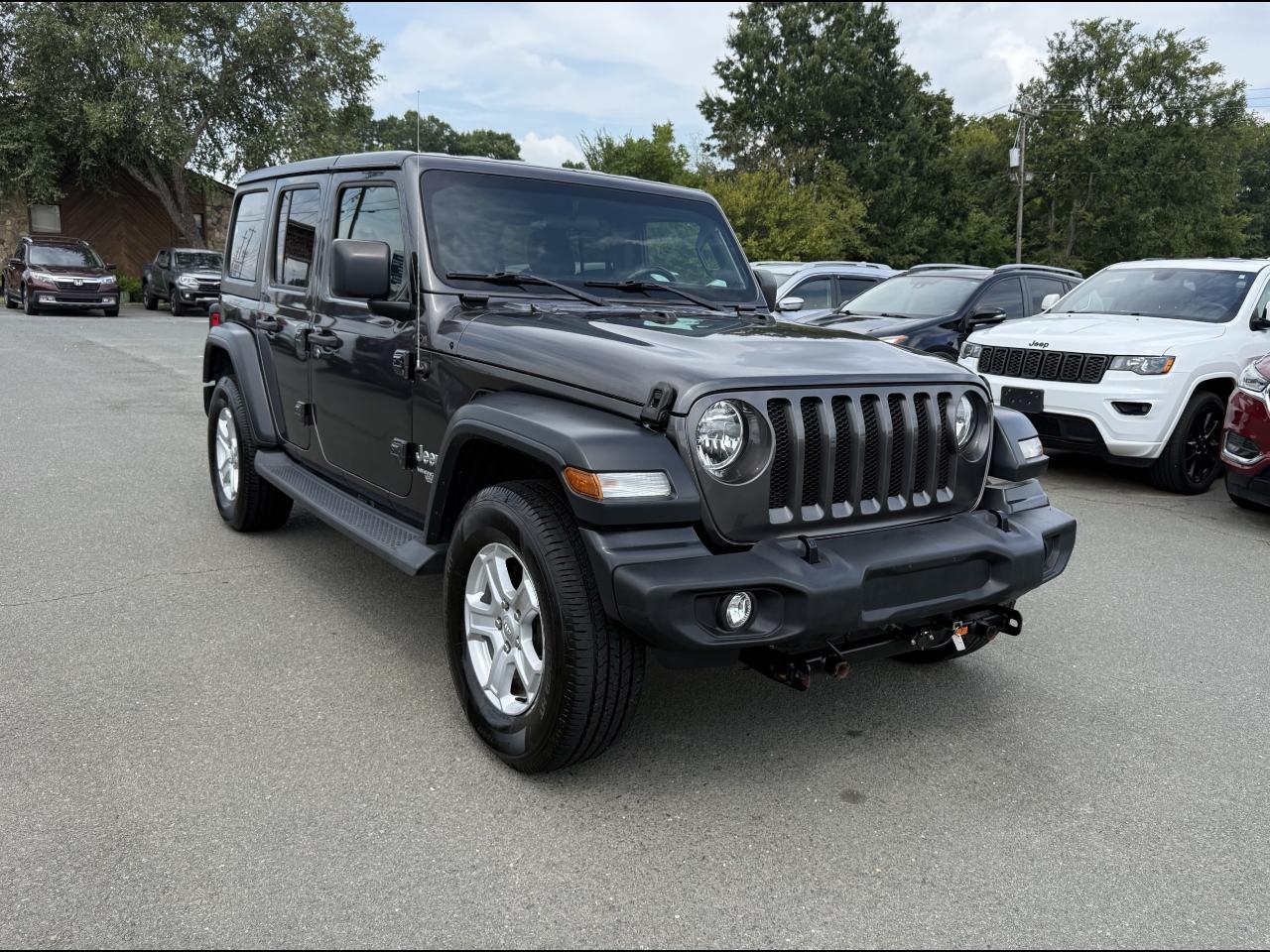 Jeep Wrangler Unlimited Sport 4WD 2018