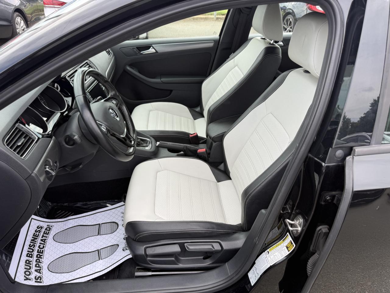 Volkswagen Jetta Sport 6A 2016