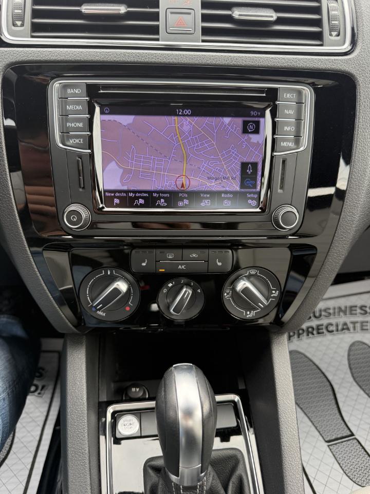 Volkswagen Jetta Sport 6A 2016