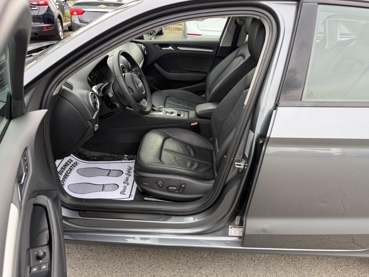 Audi S3 2.0T Premium Plus quattro 2015
