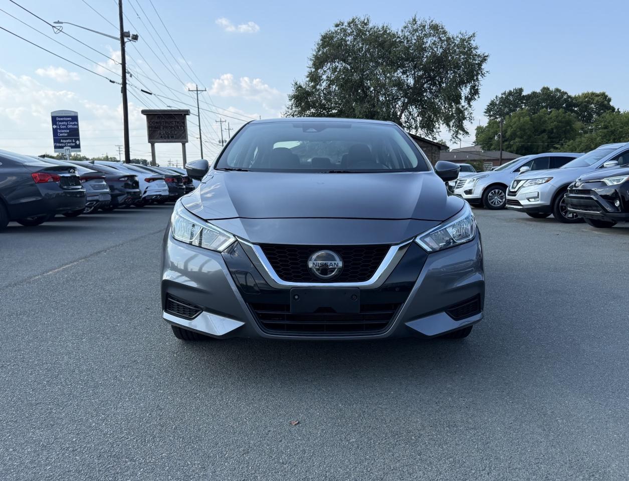 Nissan Versa SV 2021