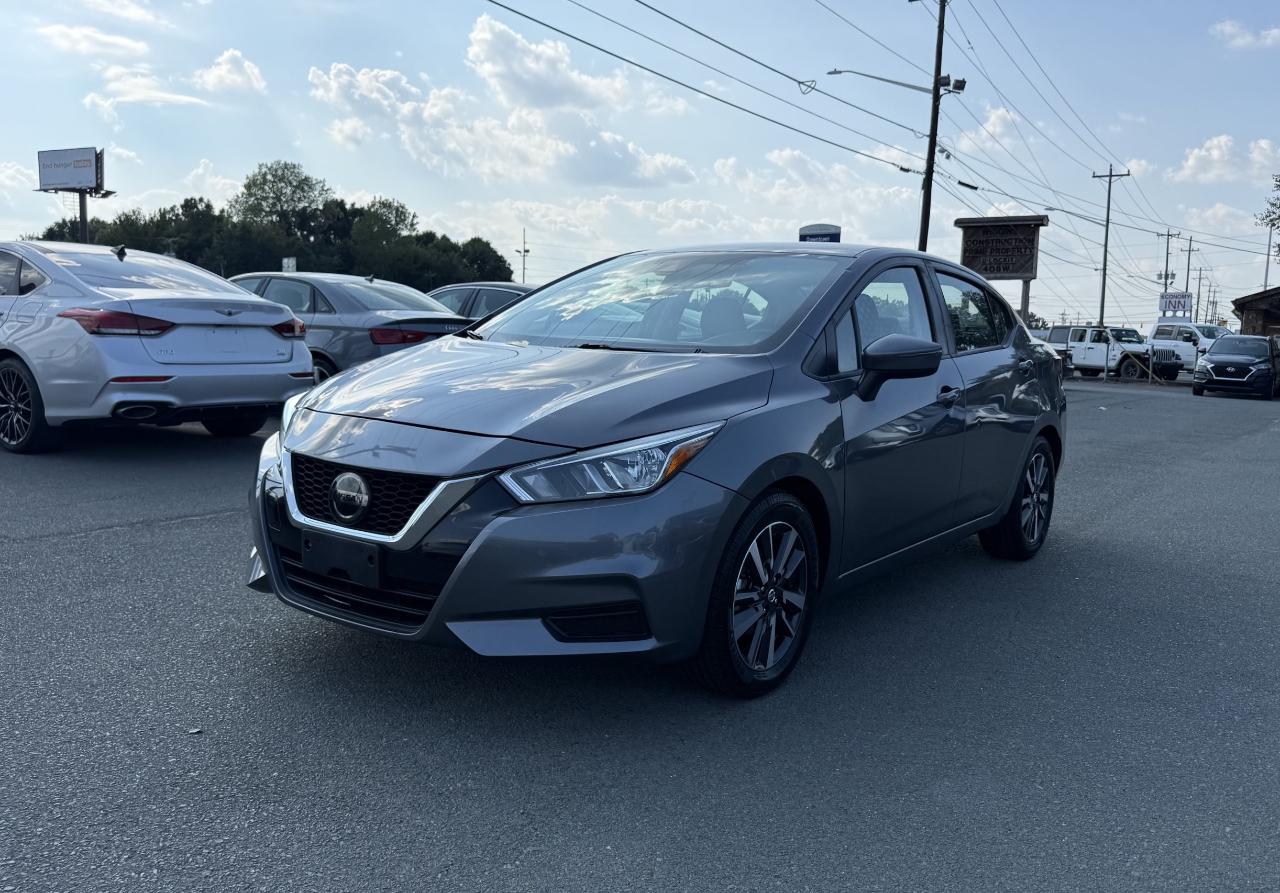 Nissan Versa SV 2021