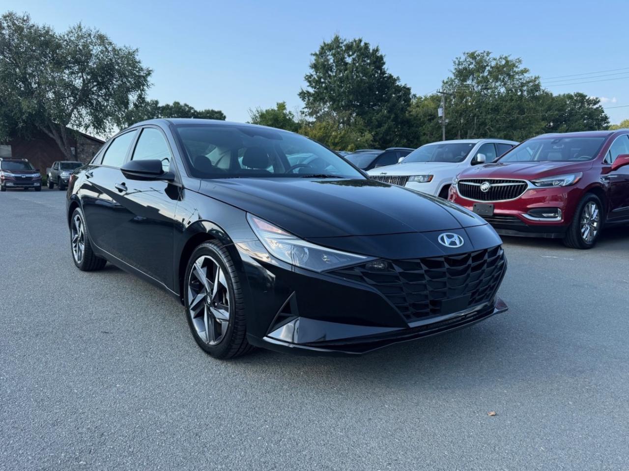 Hyundai Elantra SEL 2023