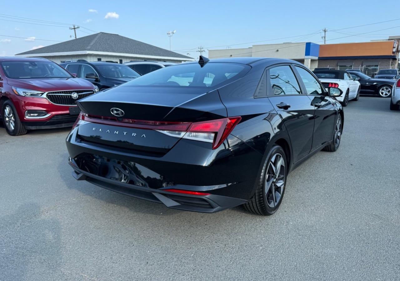 Hyundai Elantra SEL 2023
