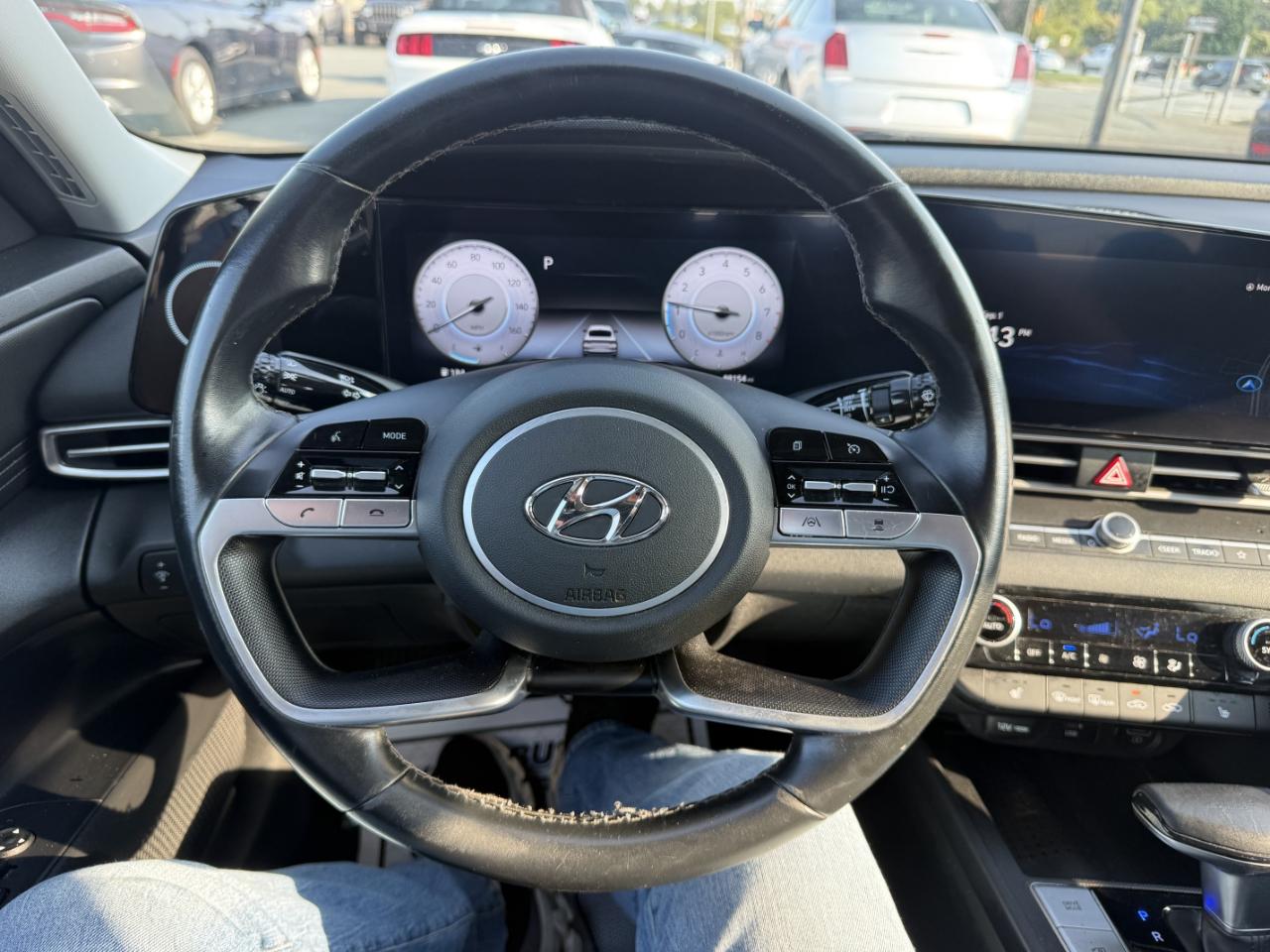 Hyundai Elantra SEL 2023