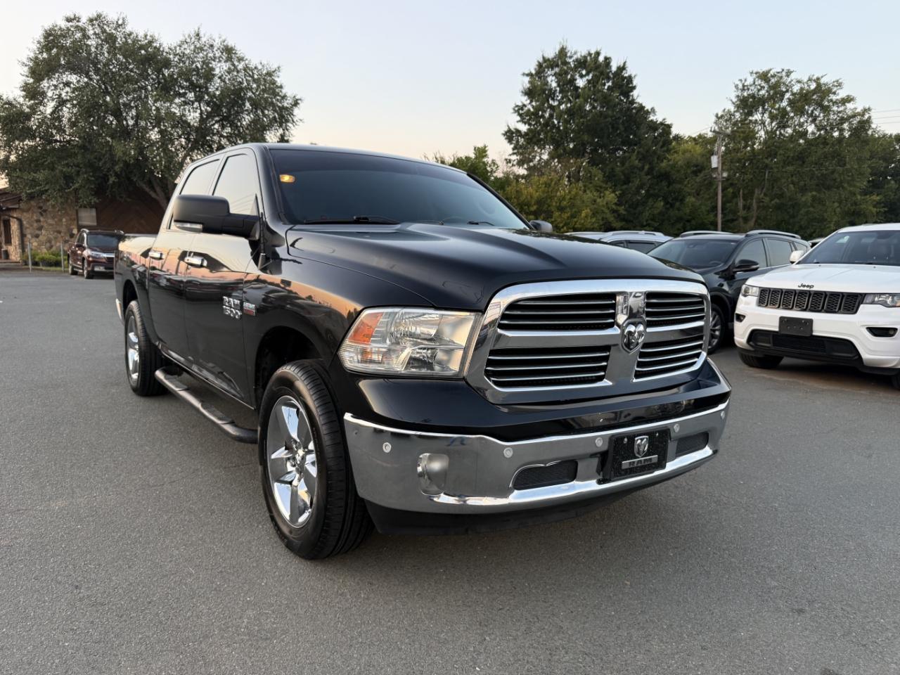RAM 1500 SLT Crew Cab SWB 2WD 2018