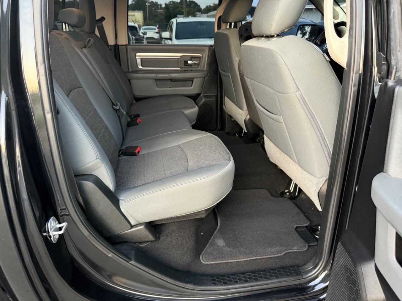 RAM 1500 SLT Crew Cab SWB 2WD 2018