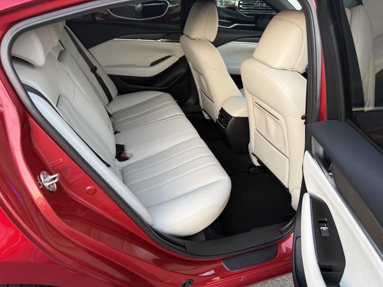 Mazda MAZDA6 Signature 6A 2018