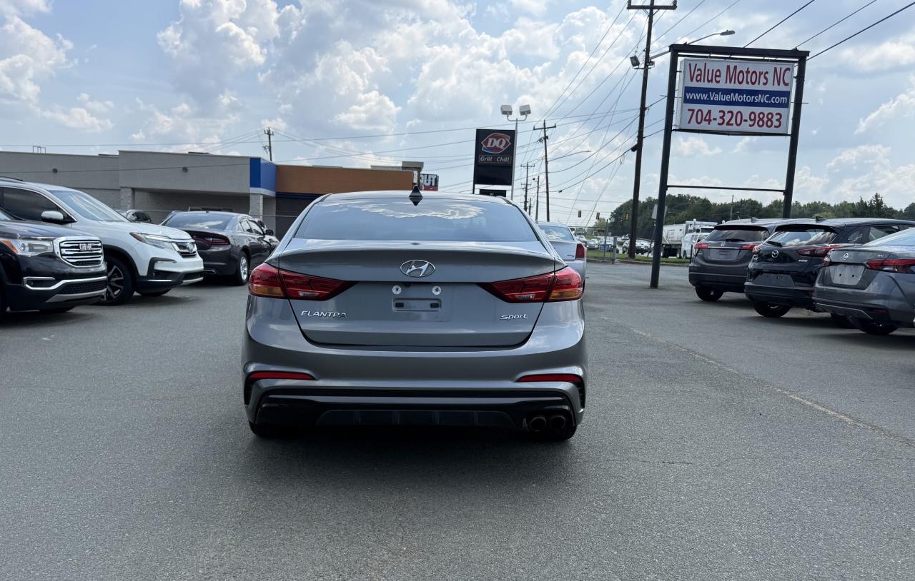 Hyundai Elantra 6AT 2018