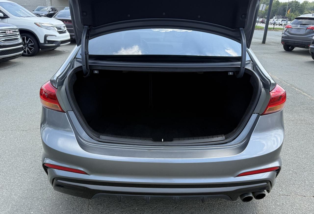Hyundai Elantra 6AT 2018