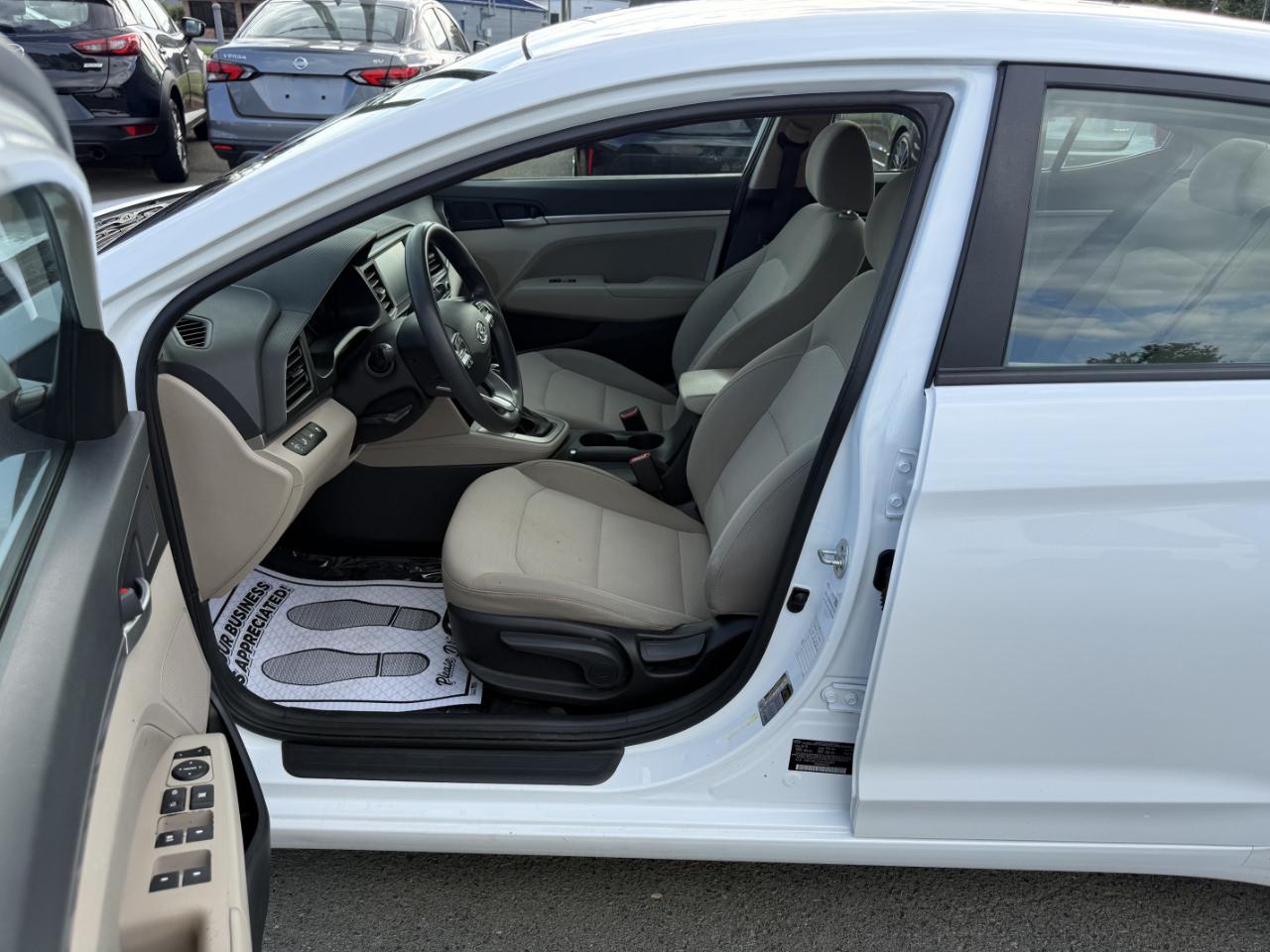 Hyundai Elantra SEL 2019