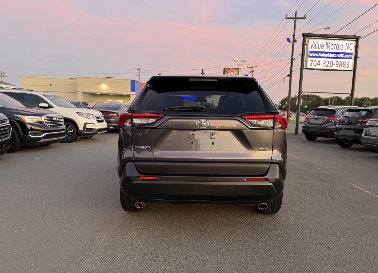 Toyota RAV4 XLE 2020