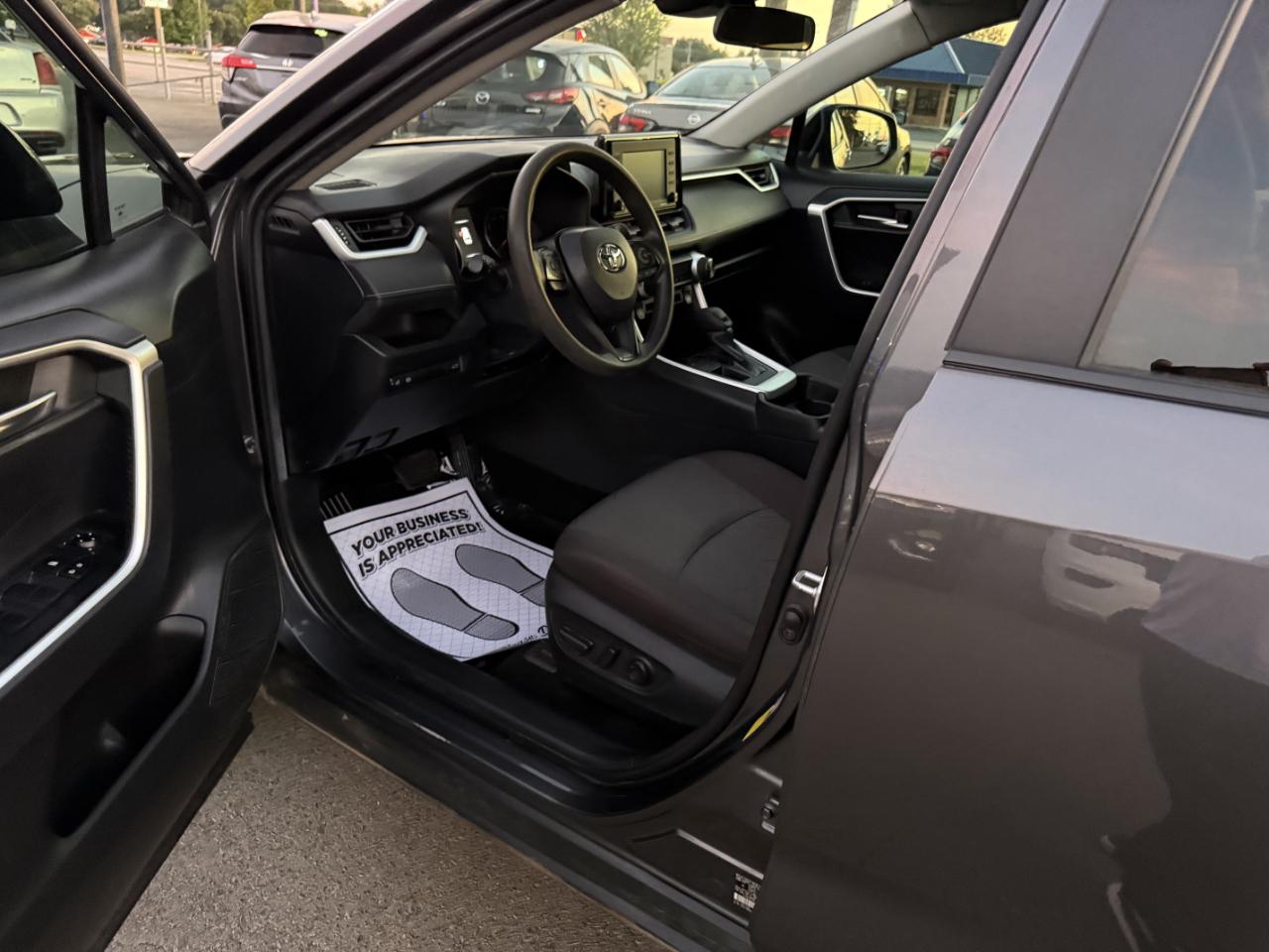Toyota RAV4 XLE 2020