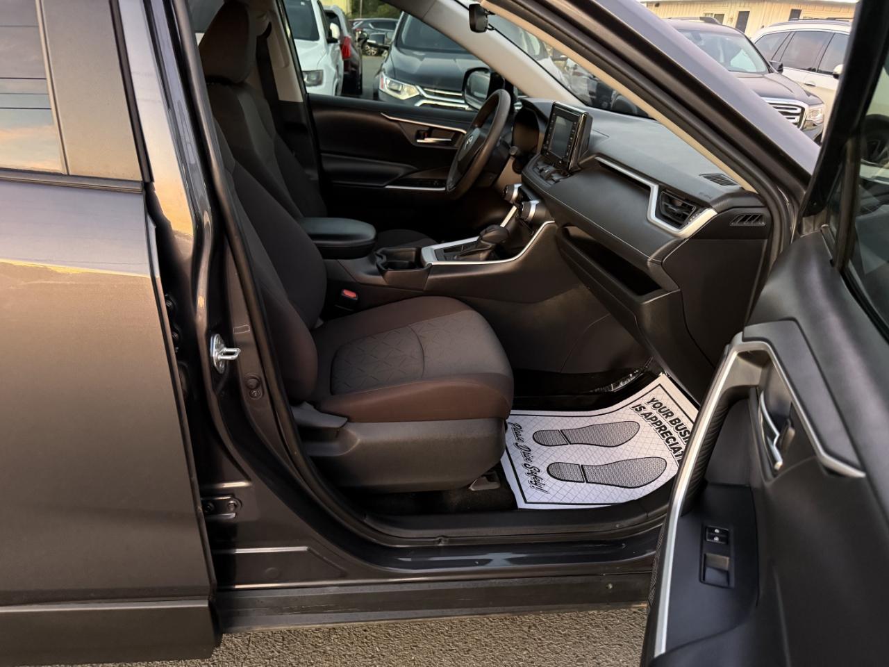 Toyota RAV4 XLE 2020