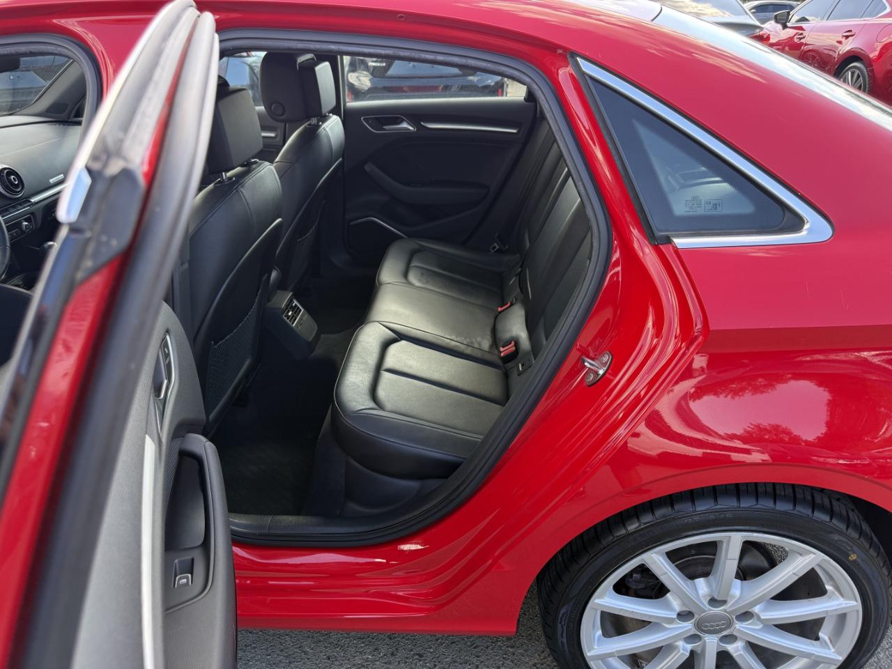 Audi A3 2.0T Premium Plus Sedan quattro S tronic 2016