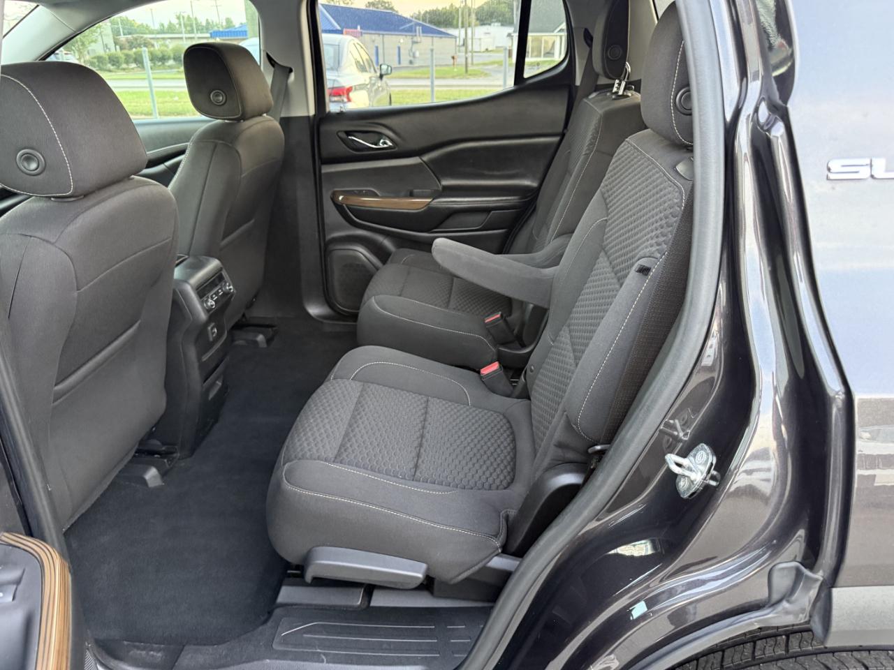 GMC Acadia SLE-2 FWD 2019