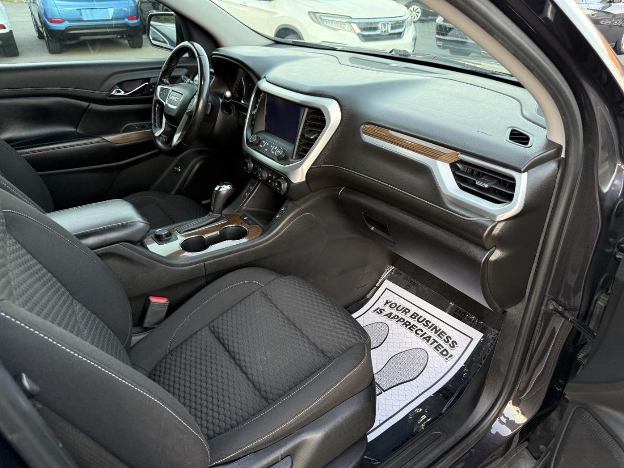 GMC Acadia SLE-2 FWD 2019