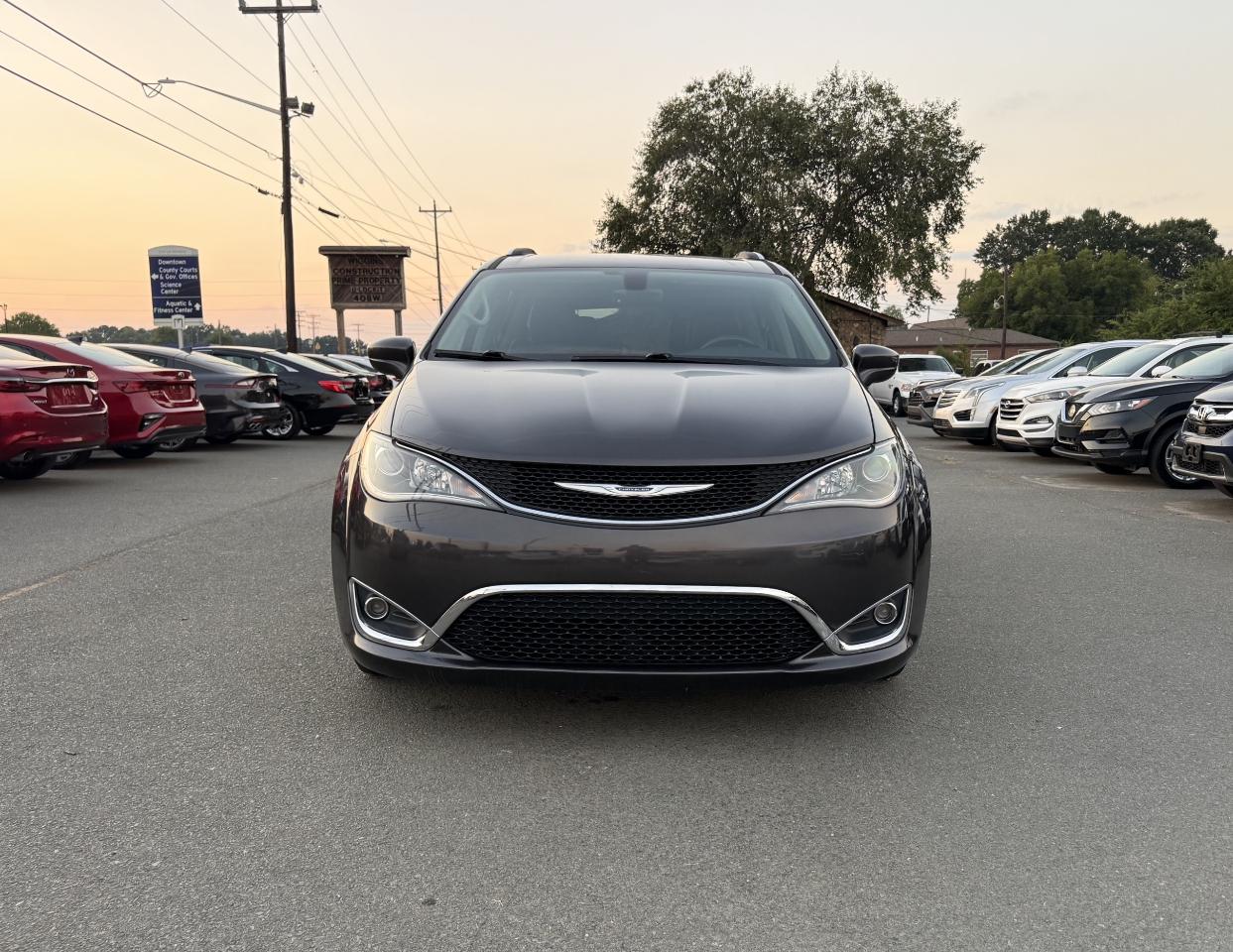 Chrysler Pacifica Touring-L Plus 2018