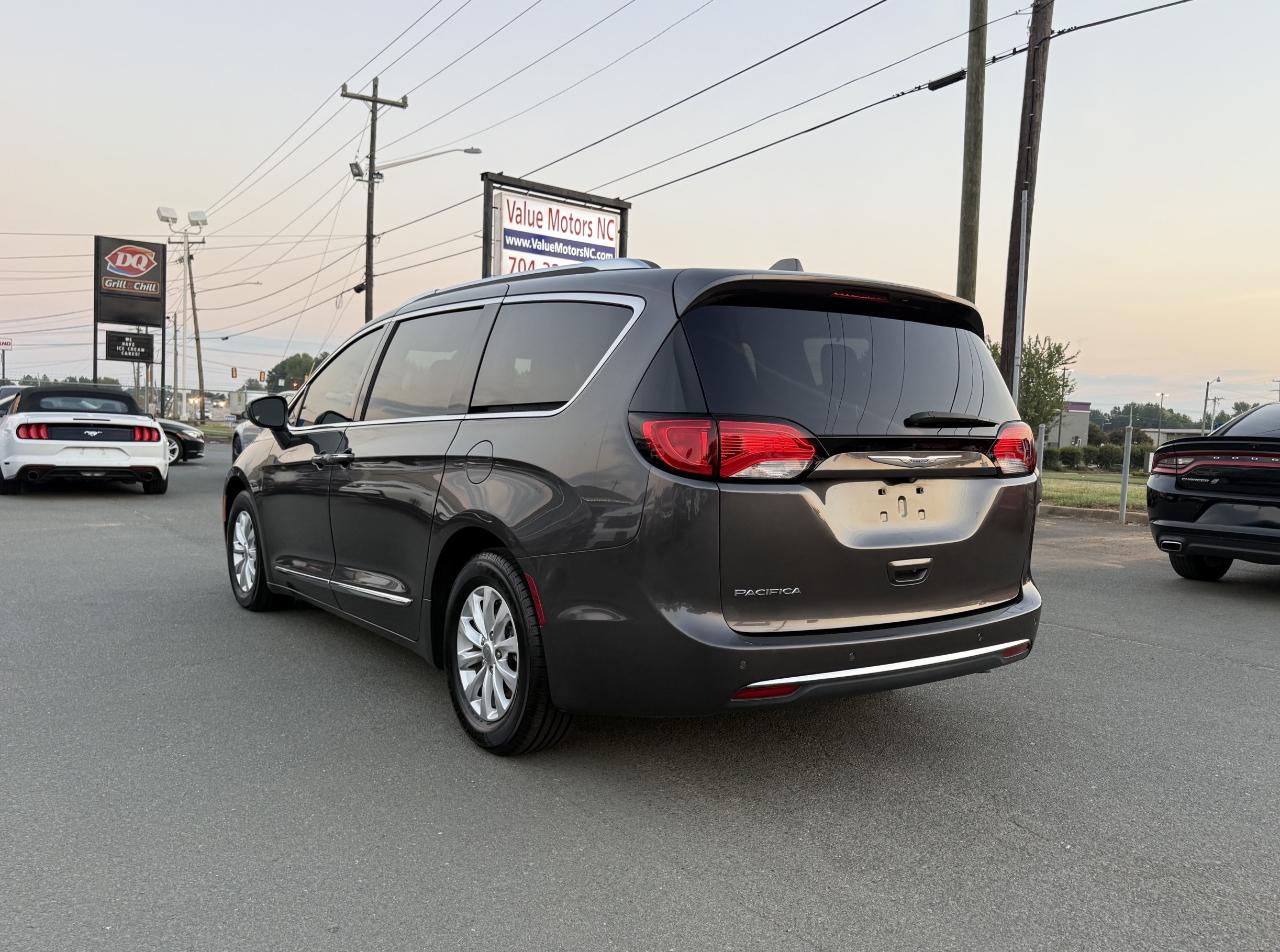 Chrysler Pacifica Touring-L Plus 2018