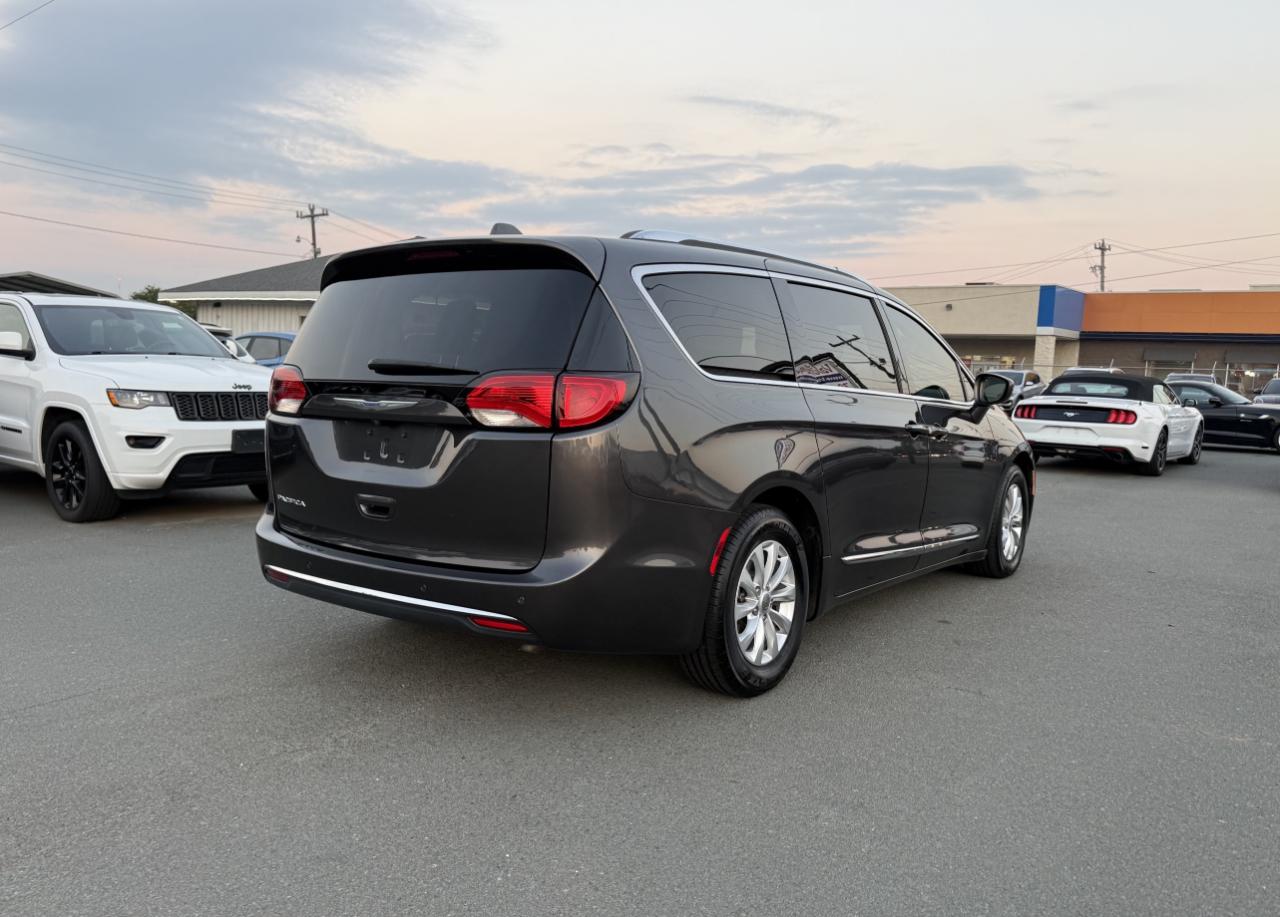 Chrysler Pacifica Touring-L Plus 2018