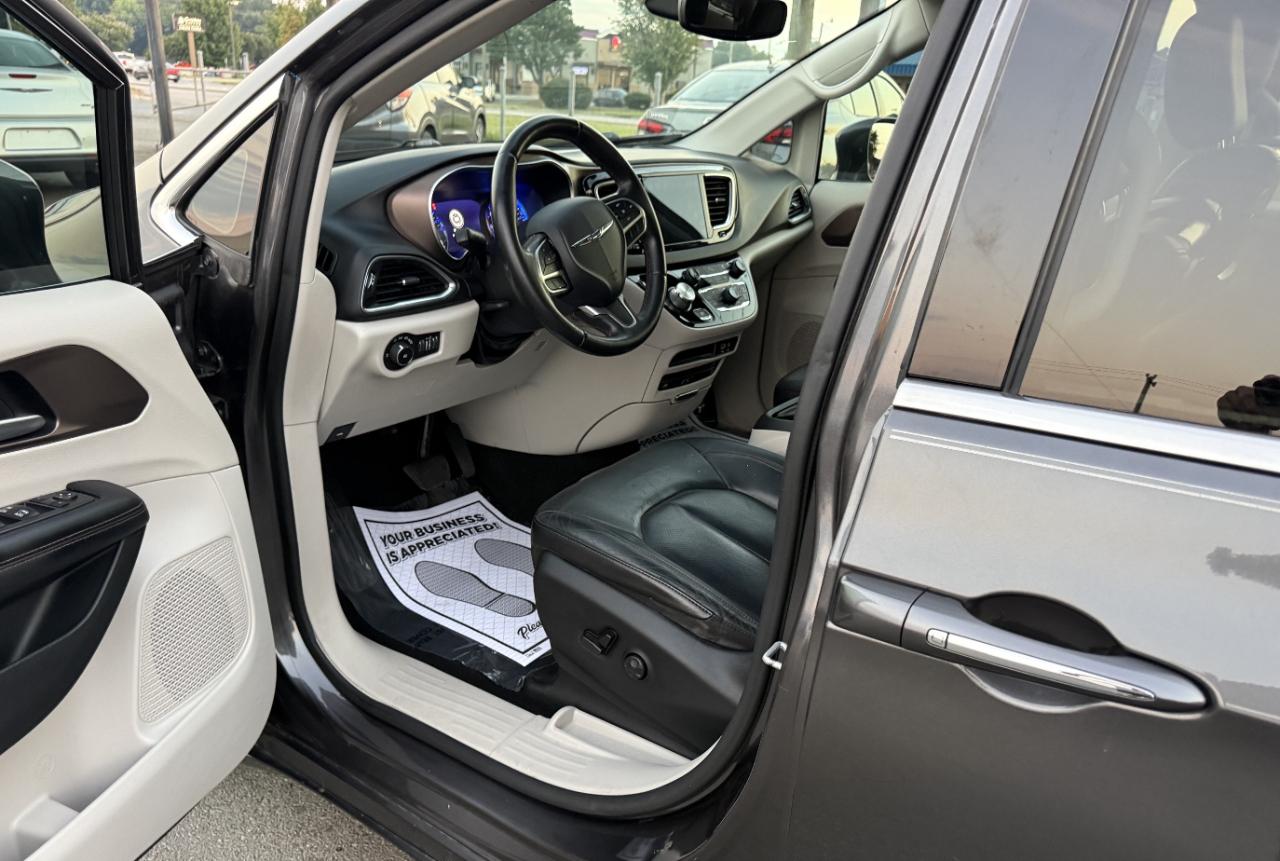 Chrysler Pacifica Touring-L Plus 2018