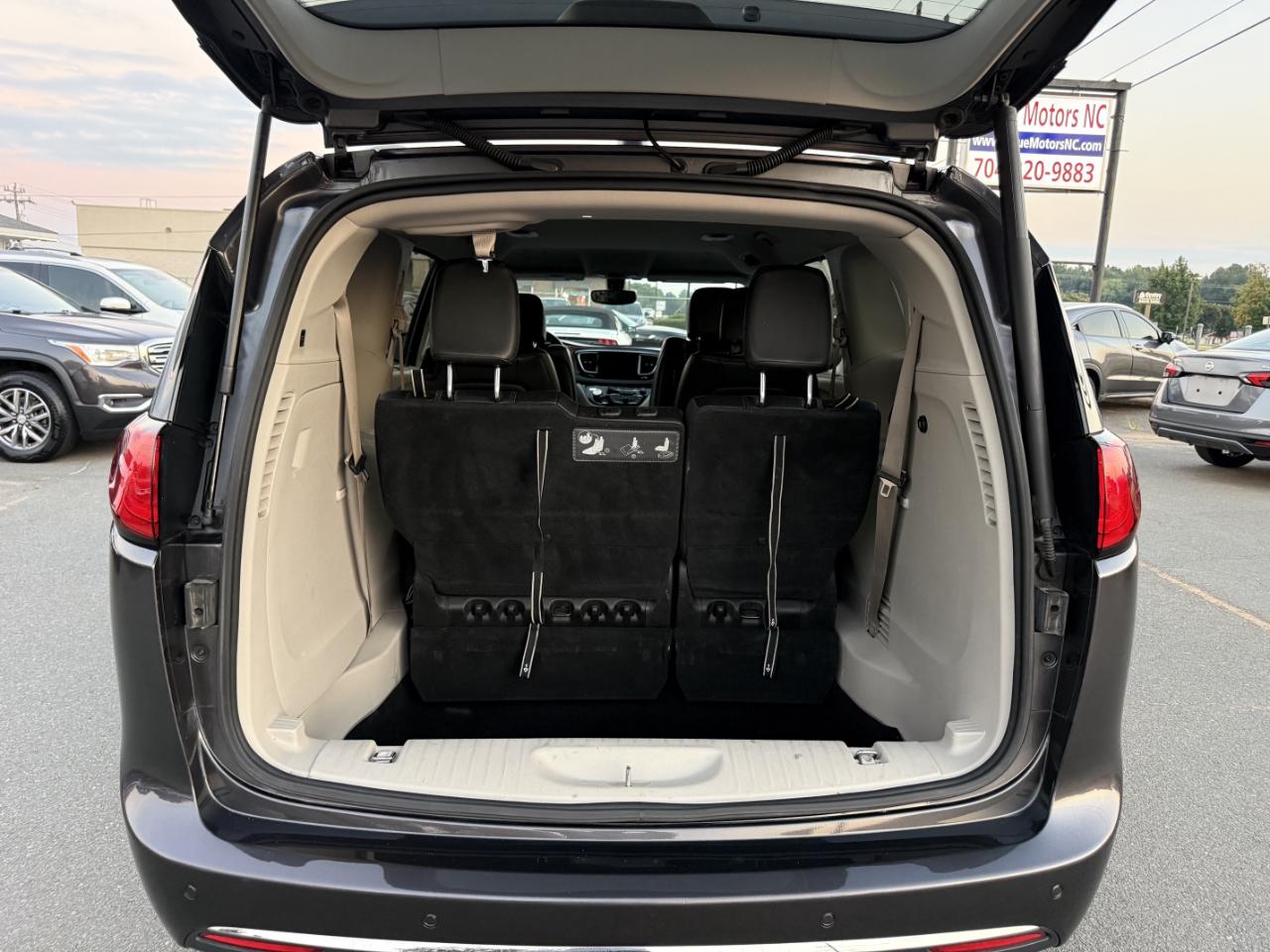 Chrysler Pacifica Touring-L Plus 2018