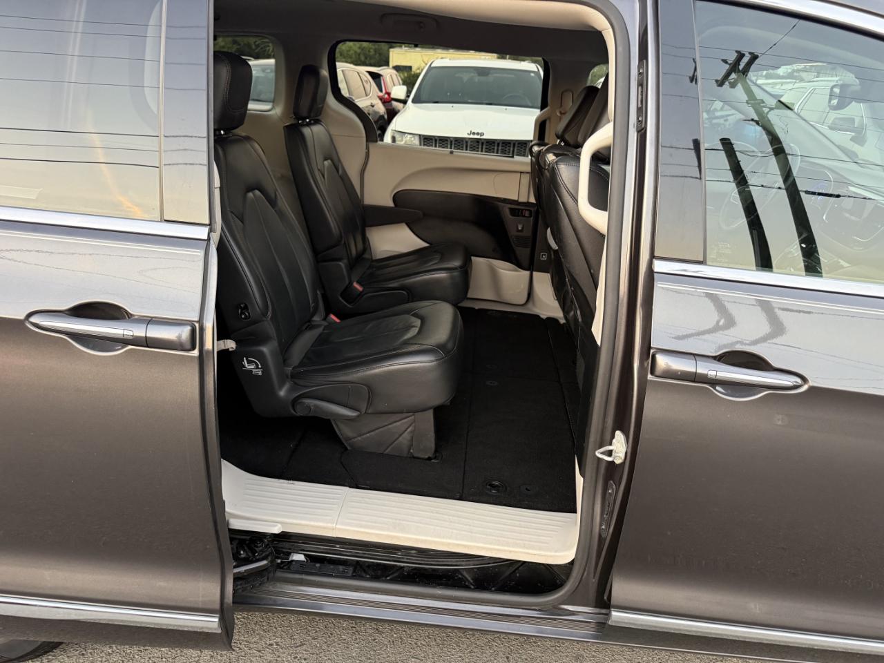 Chrysler Pacifica Touring-L Plus 2018