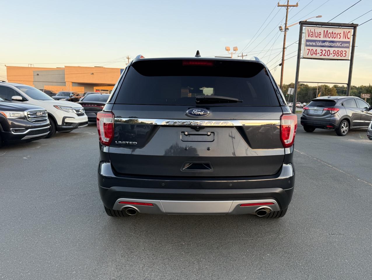 Ford Explorer Limited FWD 2017