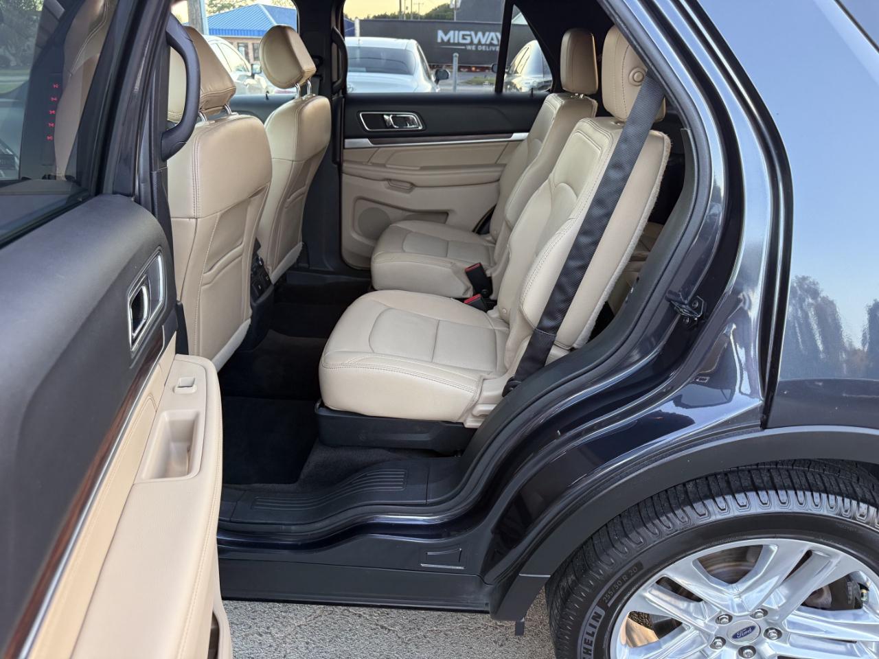 Ford Explorer Limited FWD 2017