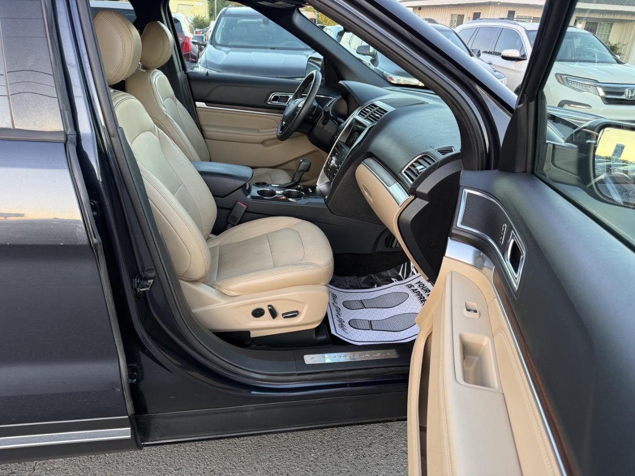 Ford Explorer Limited FWD 2017
