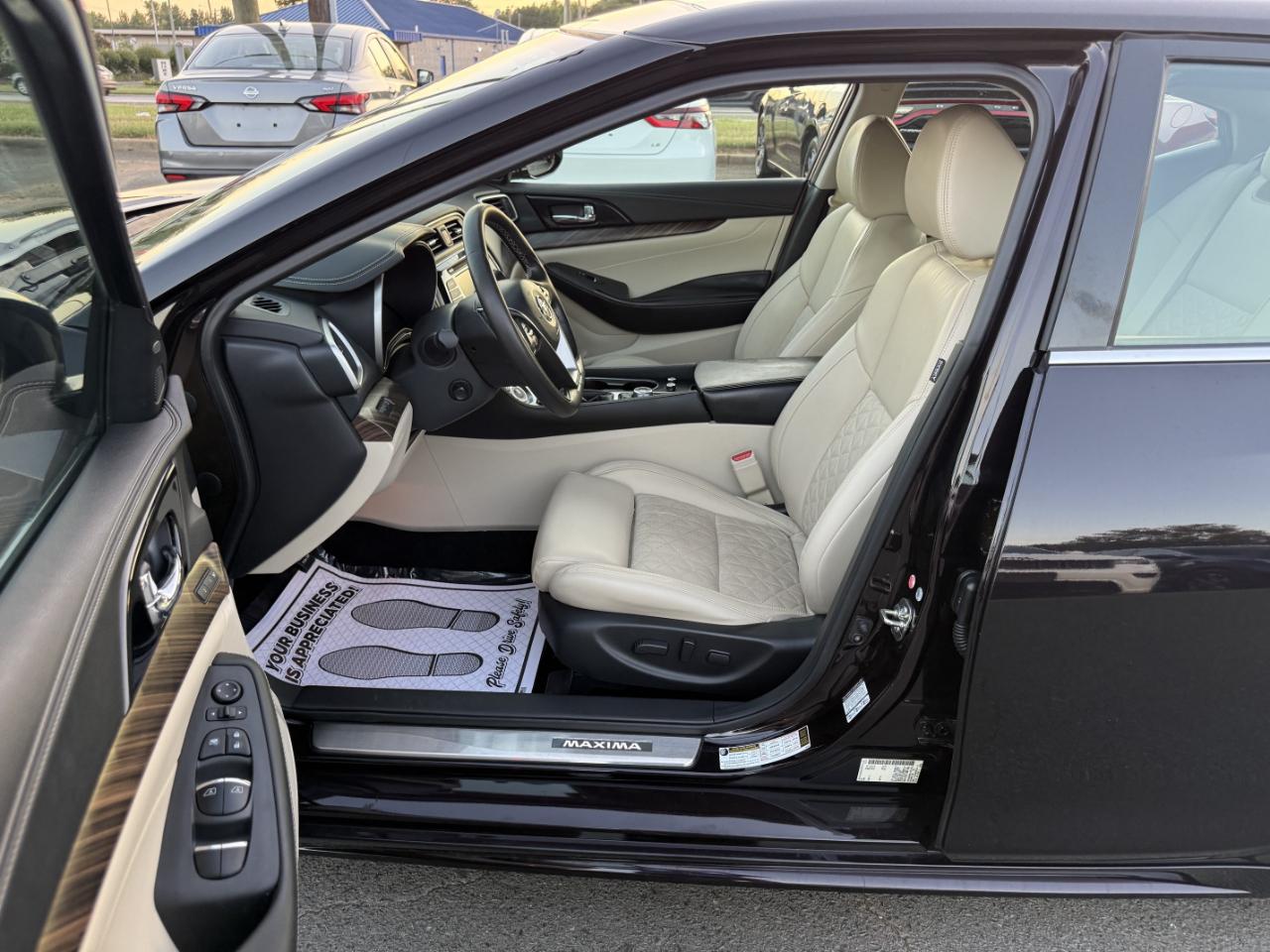 Nissan Maxima  2016