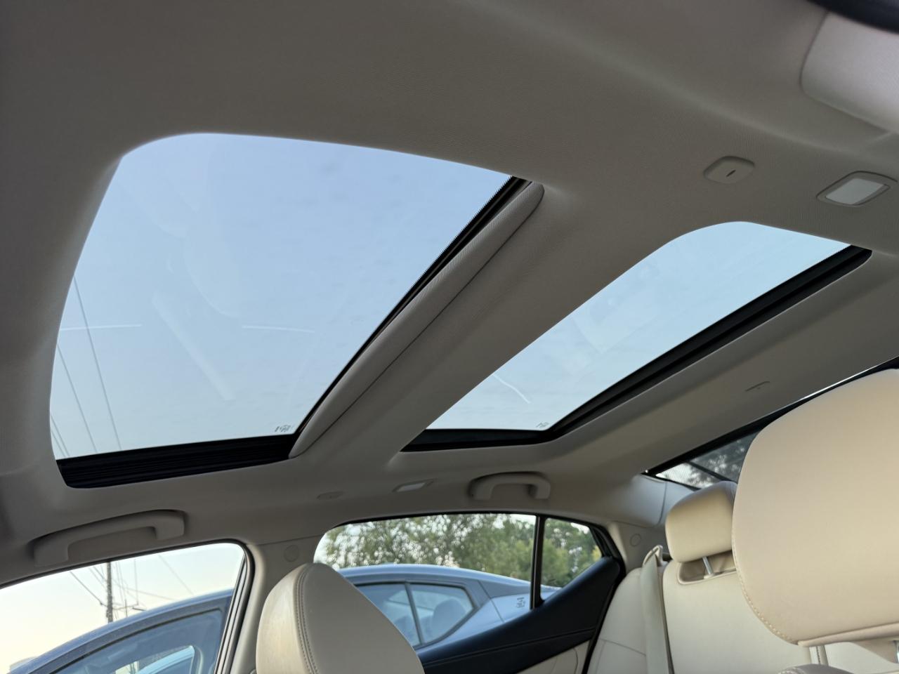 Nissan Maxima  2016