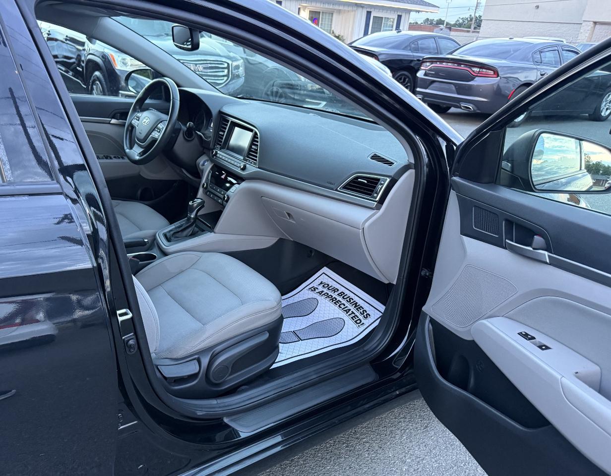 Hyundai Elantra Limited 2018