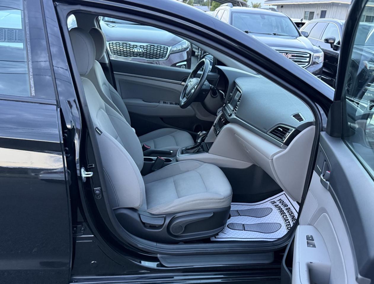 Hyundai Elantra Limited 2018