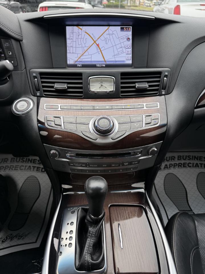 Infiniti Q70 L 3.7 2017