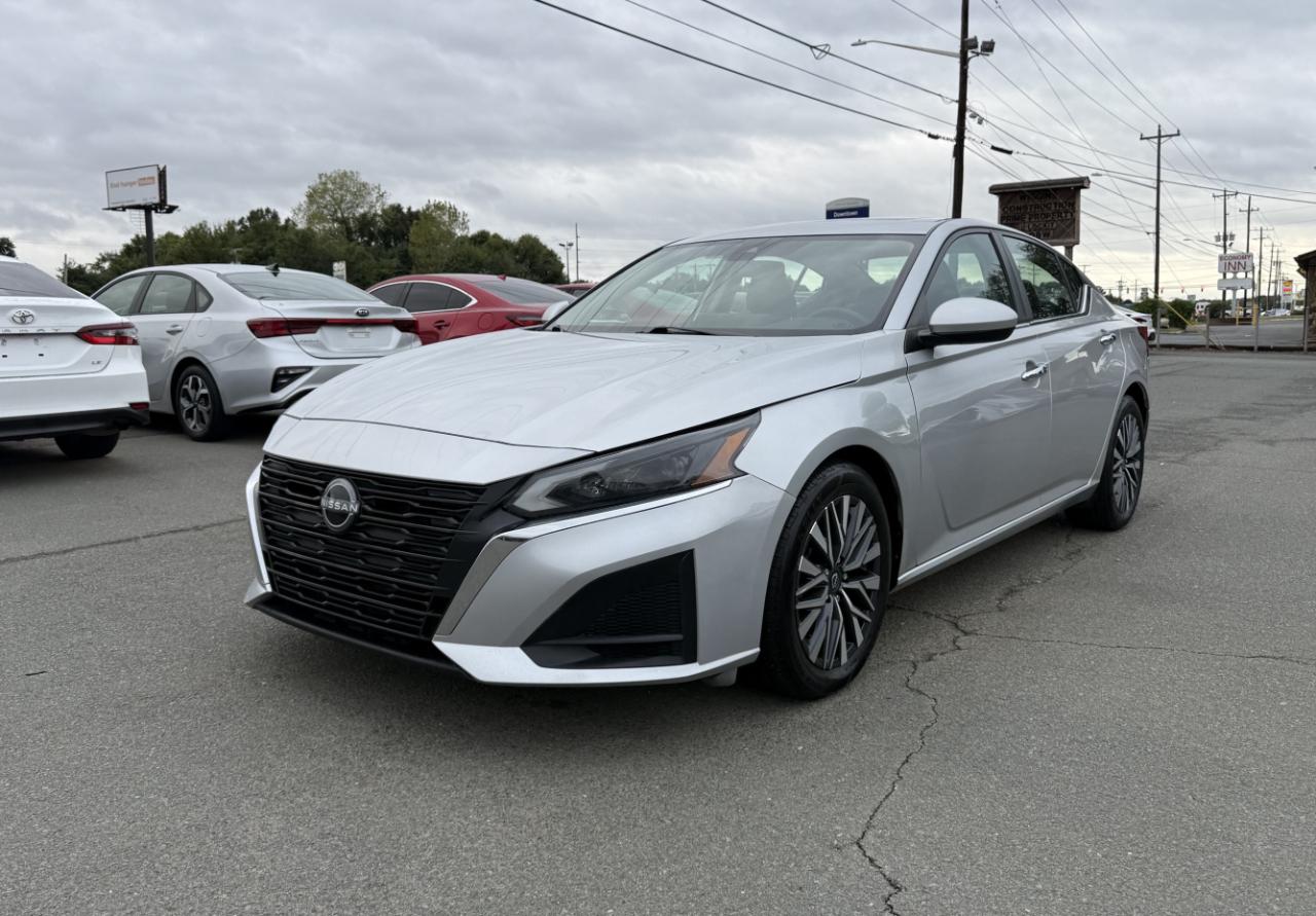 Nissan Altima 2.5 SV 2023