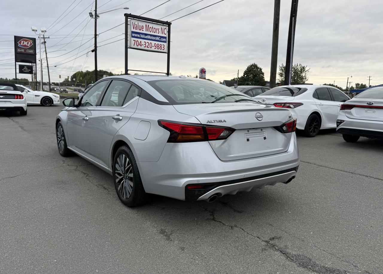 Nissan Altima 2.5 SV 2023