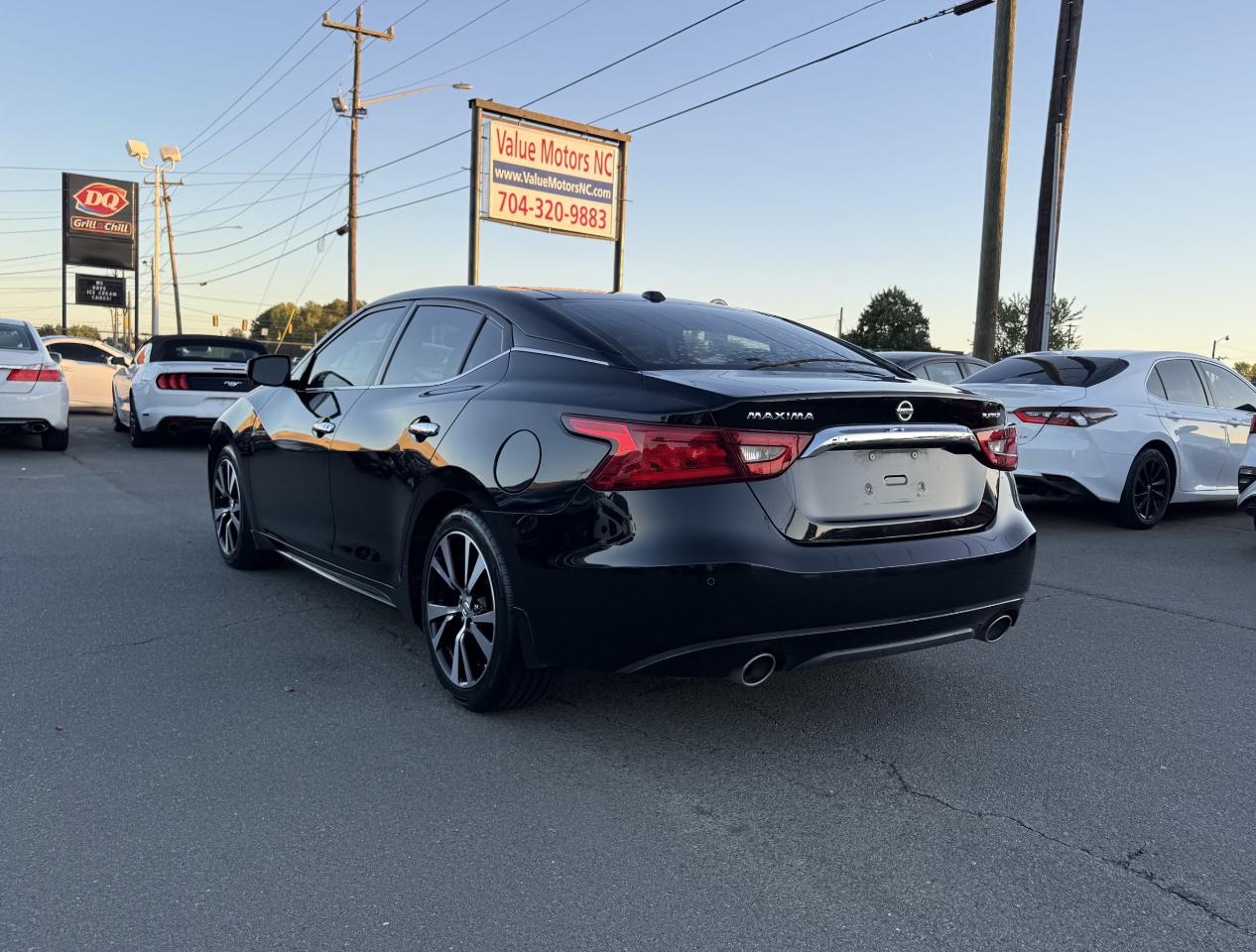 Nissan Maxima  2018