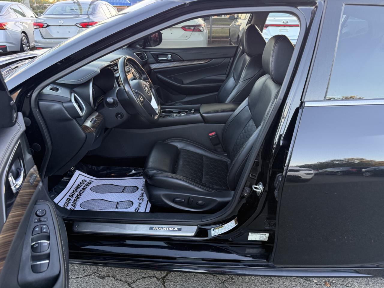 Nissan Maxima  2018