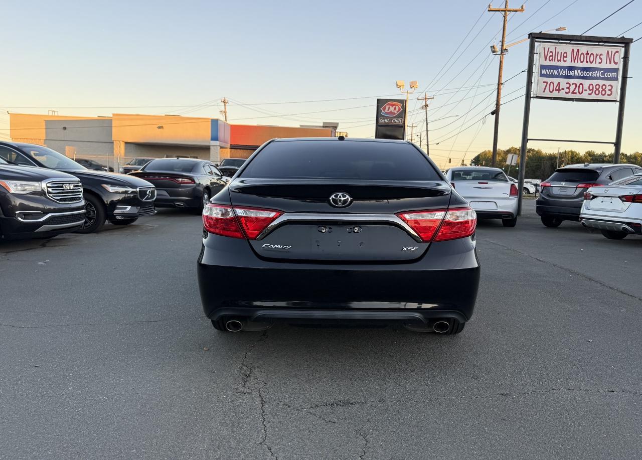 Toyota Camry XSE V6 2015