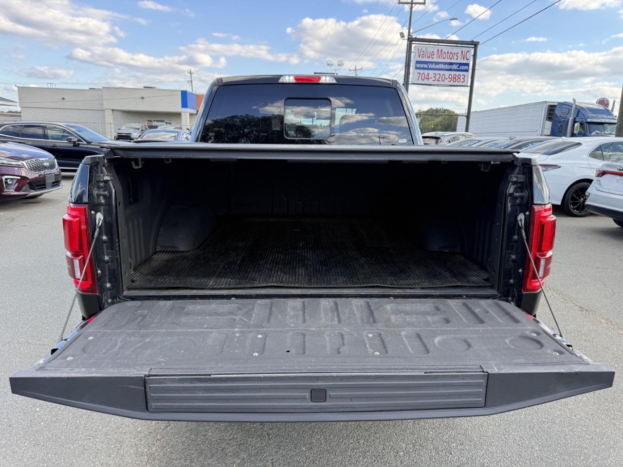 Ford F-150 photo 10
